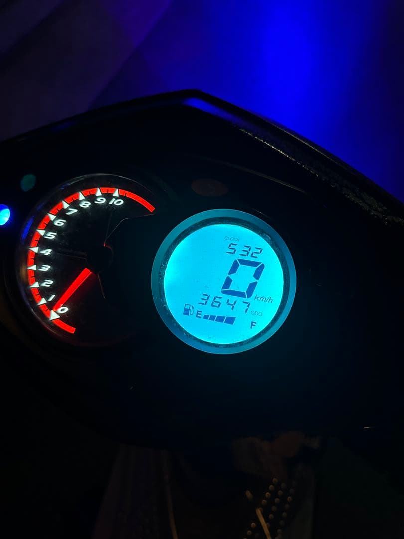 シグナス２型社外デジタルタコメーター急ぎです 話早い方値下げします