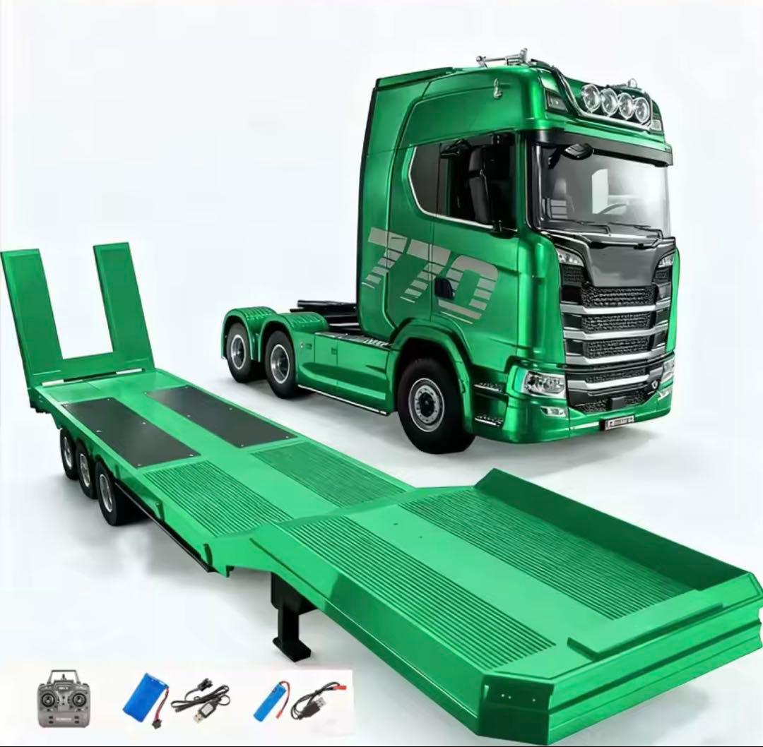 Scania 770 S V8 1\18 スケール　トラックとトレーラーセット