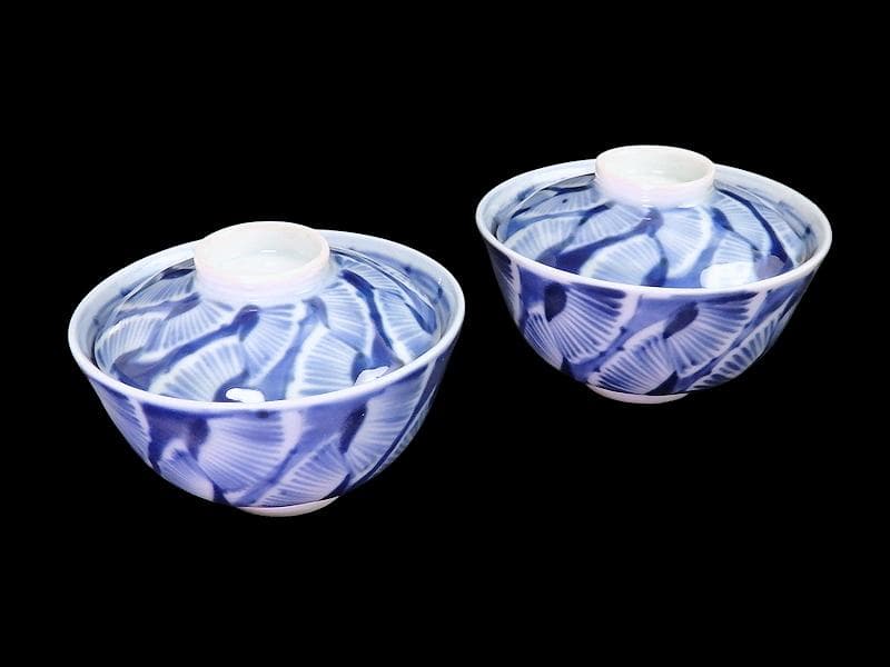 古伊万里　染付　花びら文様の図　小振蓋茶碗　２客　E877AS-fbss