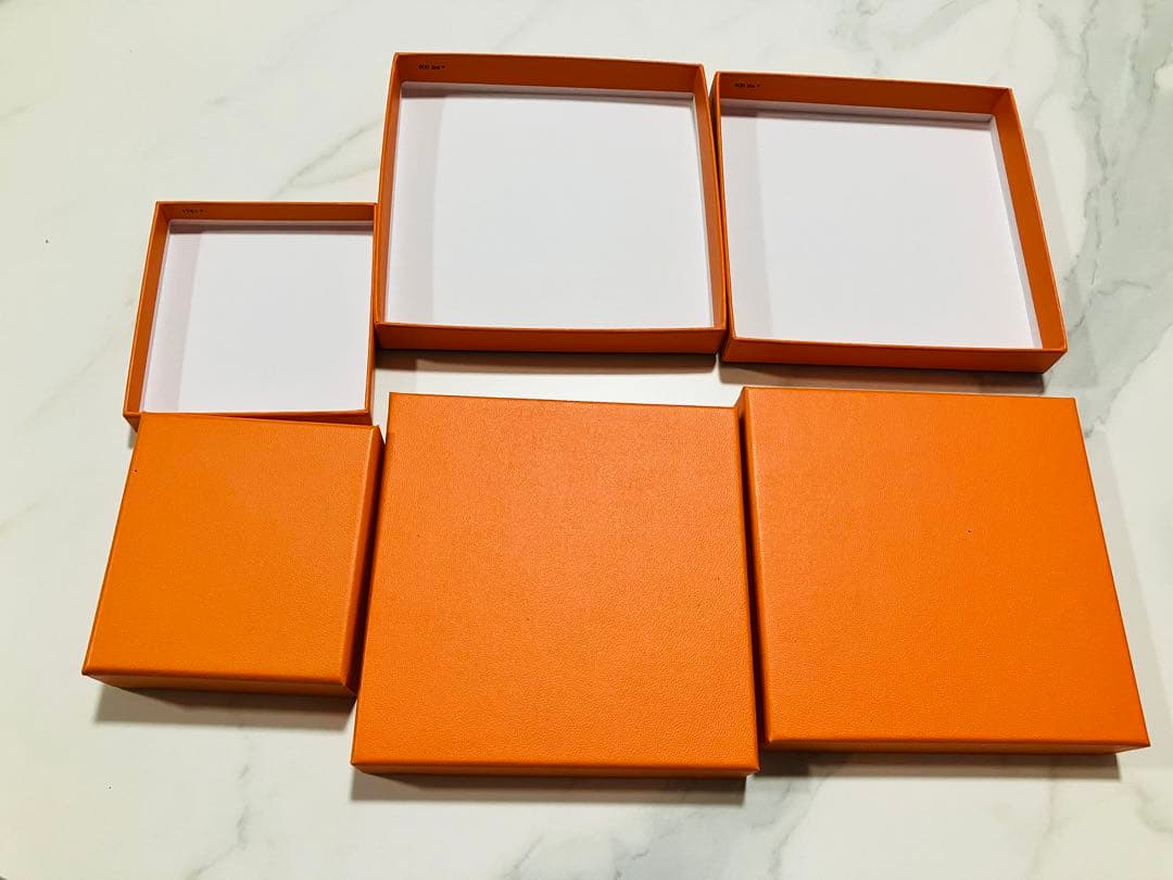 HERMES ギフト箱 3個　ピアス　バングル　ブレスレット　アクセサリー　空箱