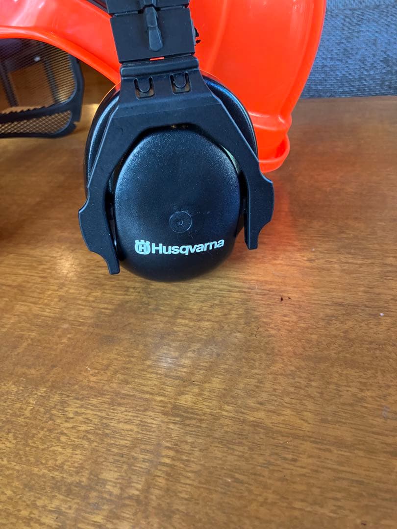 かずちゃん　ハスクバーナ ヘルメット