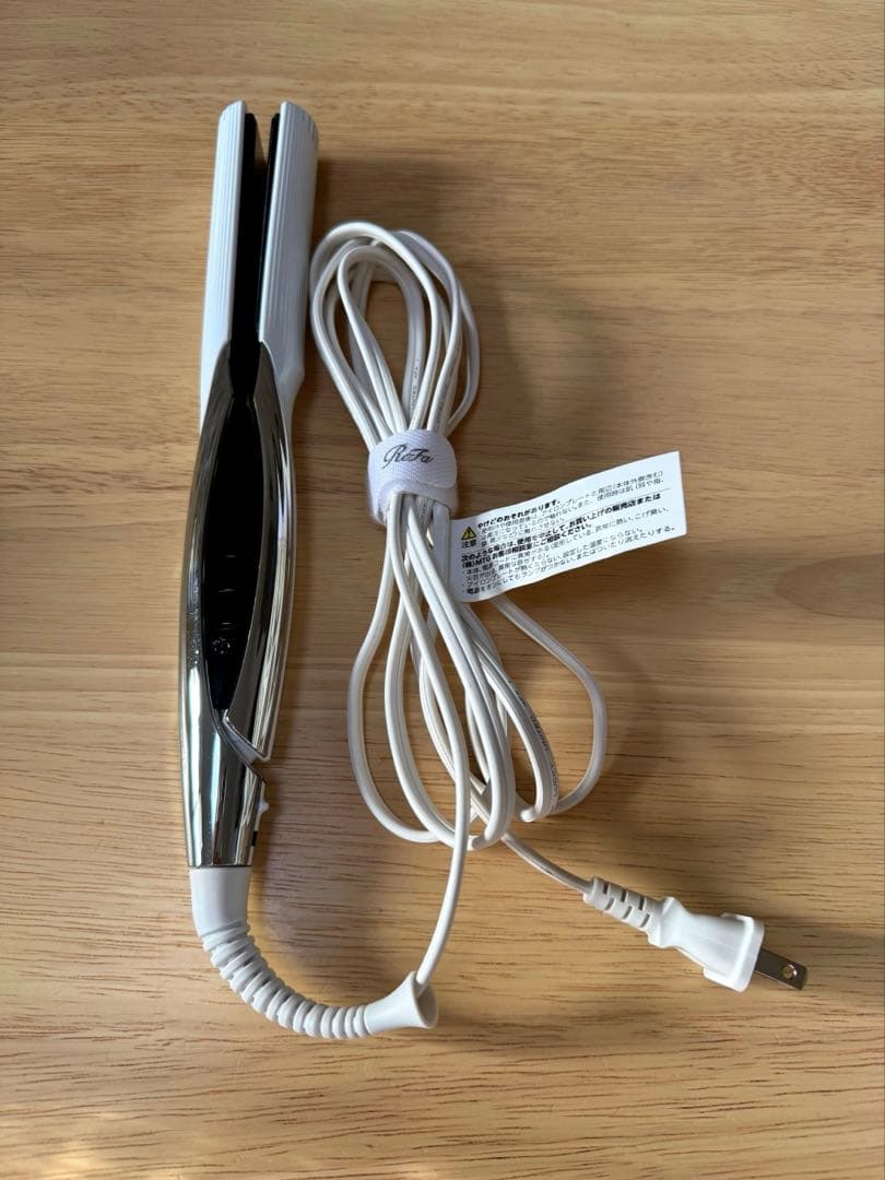 リファ　ビューテックストレートアイロン