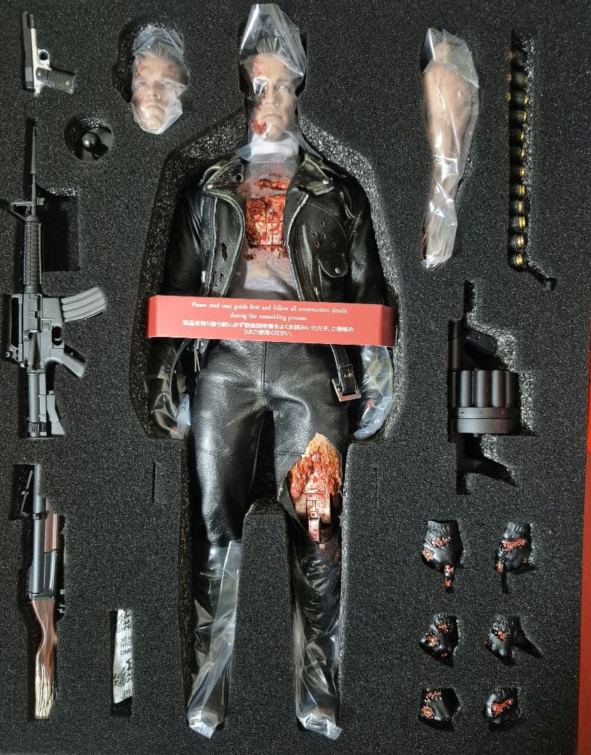 ホットトイズ ターミネーター T-800 バトルダメージ 2.0 フィギュア