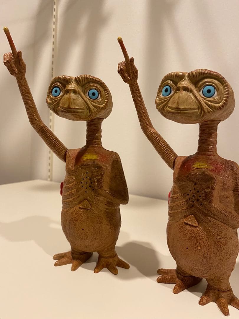 E.T.フィギュア 2体 トランシーバー　WALKIE TALKIES
