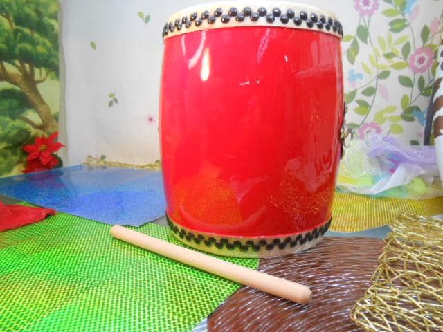 新品未使用(送料無料)17.980円Nエイサー小太鼓24cm*31cm 撥付黄牛