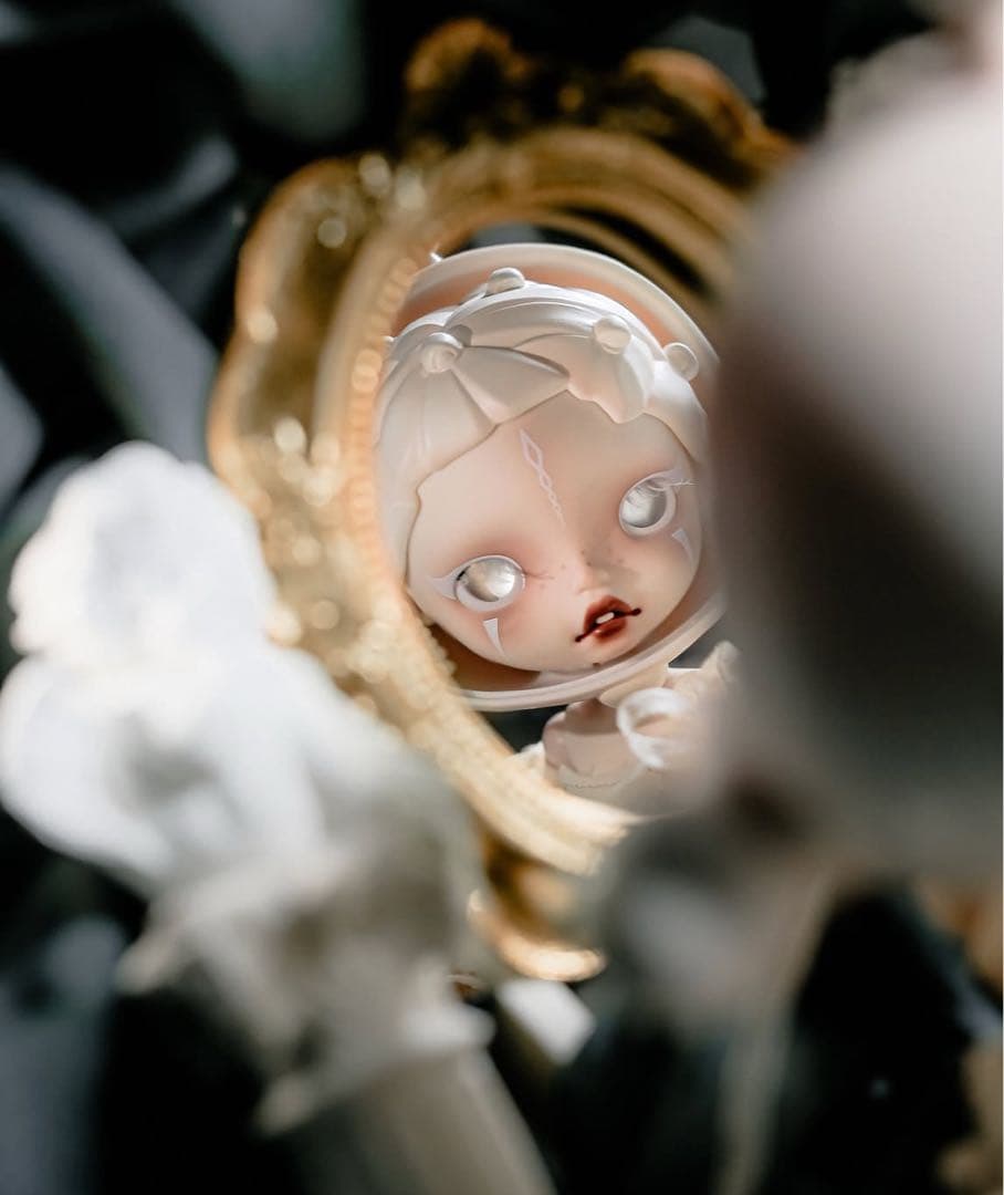 SKULLPANDA WHITE DEW アクションフィギュア Popmart