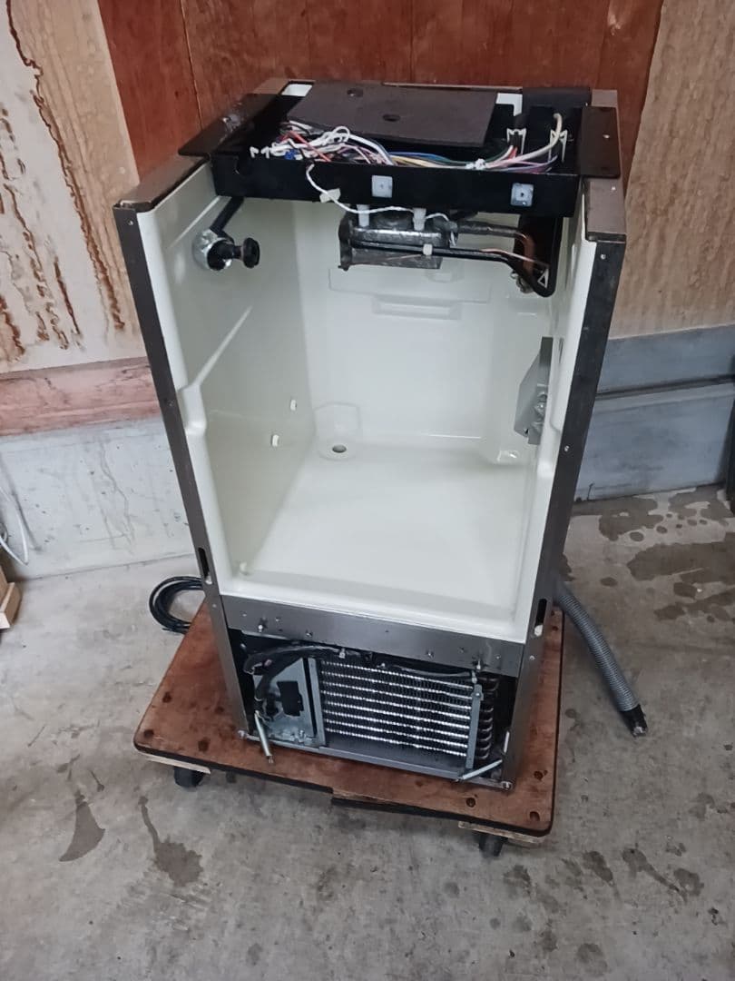 Panasonic　業務用製氷機　SIM-S2500 　ホシザキ