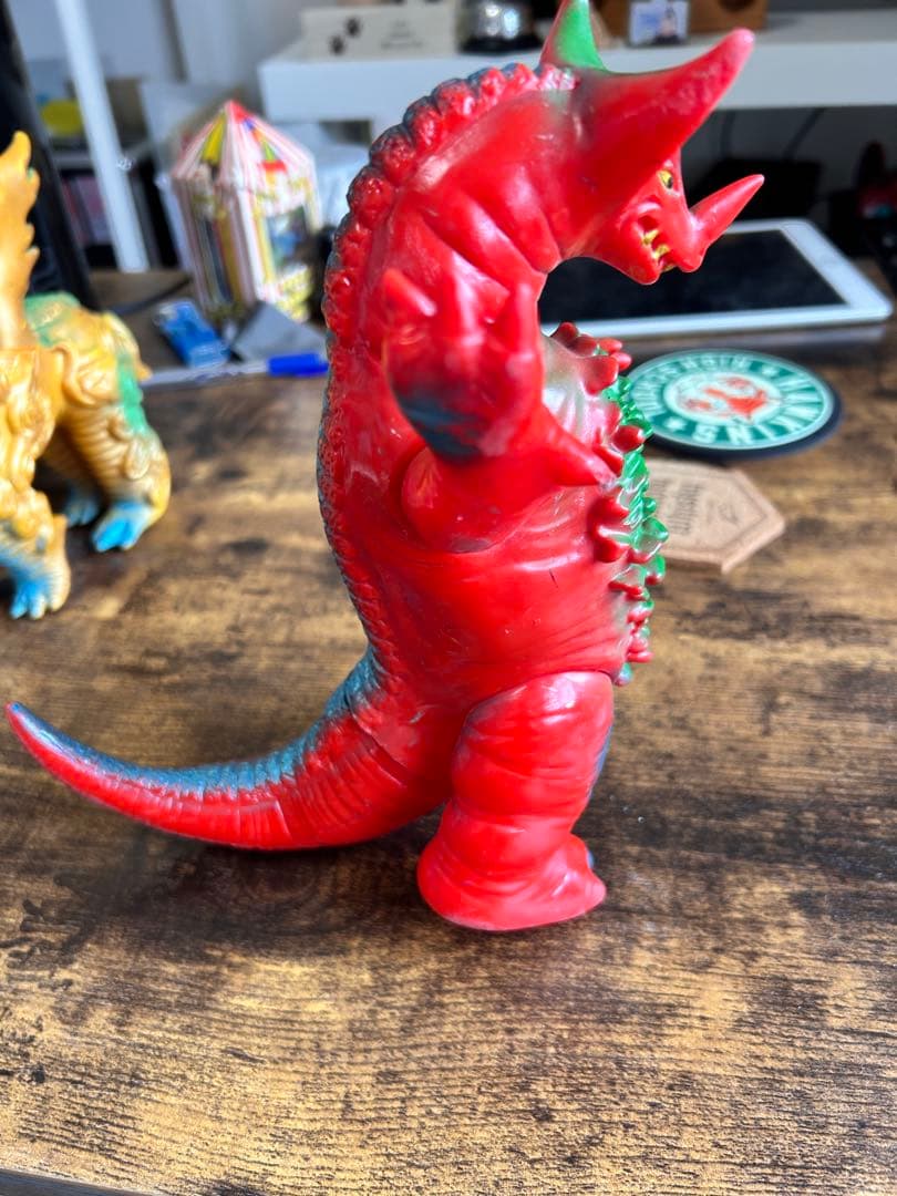 ブルマァク　ソフビ　ゴモラ