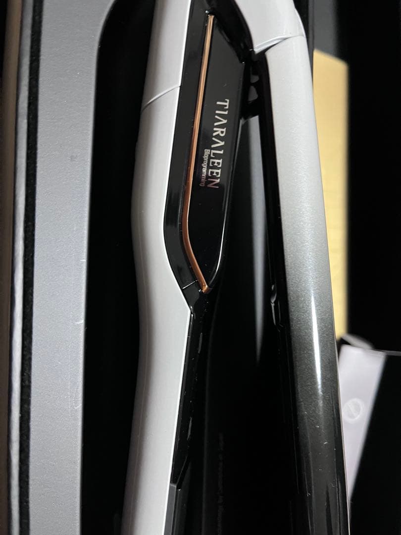 107D Plus ストレートヘアアイロン ケース付き