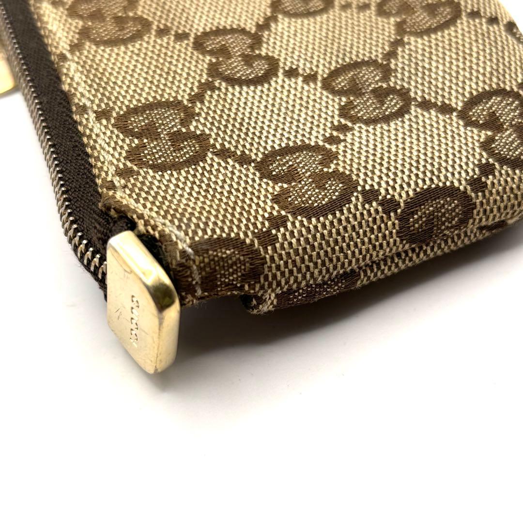 グッチ ケース グッチョリ GGキャンバス パグ 犬 リボン チャーム