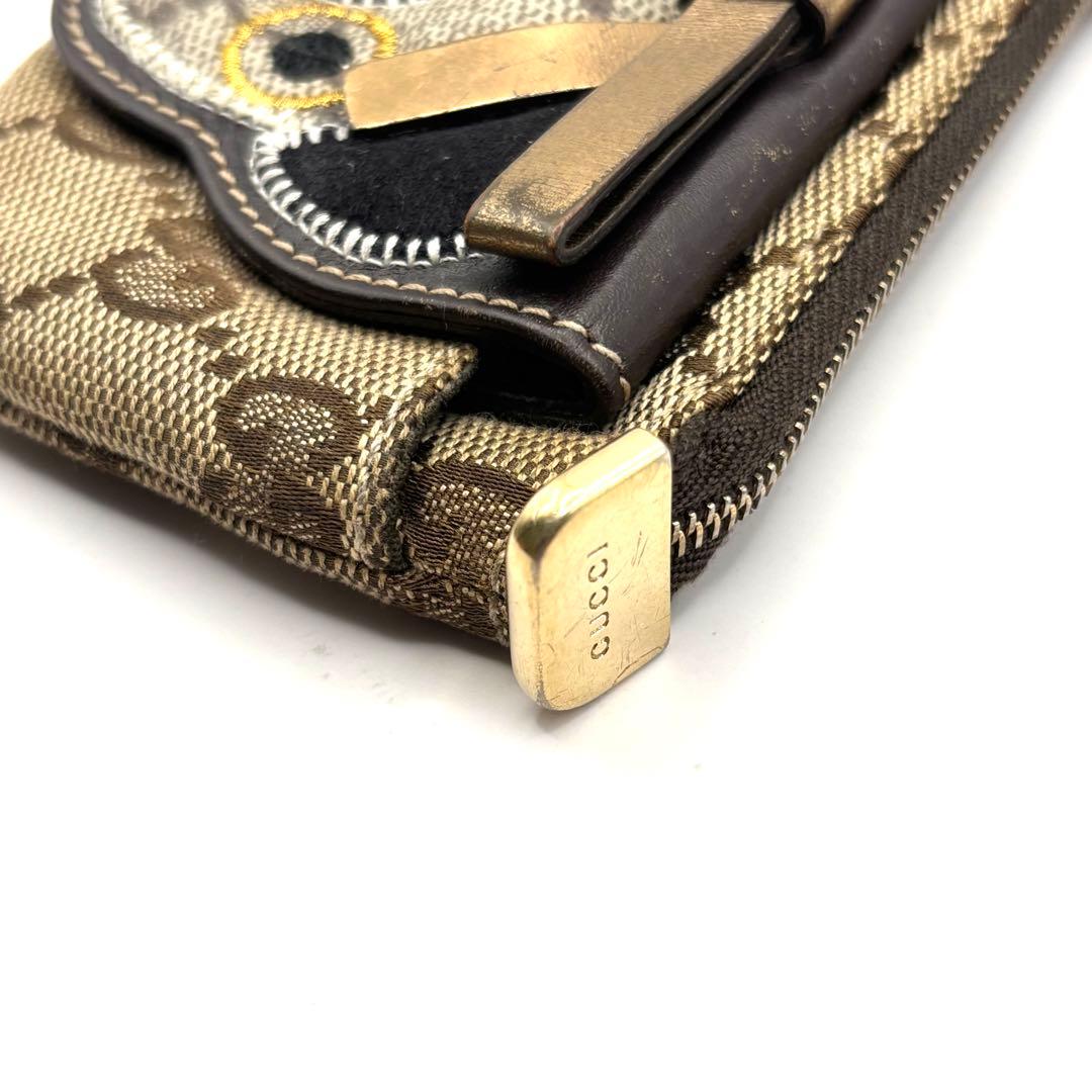 グッチ ケース グッチョリ GGキャンバス パグ 犬 リボン チャーム