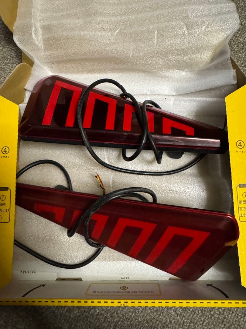 80ヴォクシー　M-TEO テールランプ ＋リフレクター＋ウィンカー