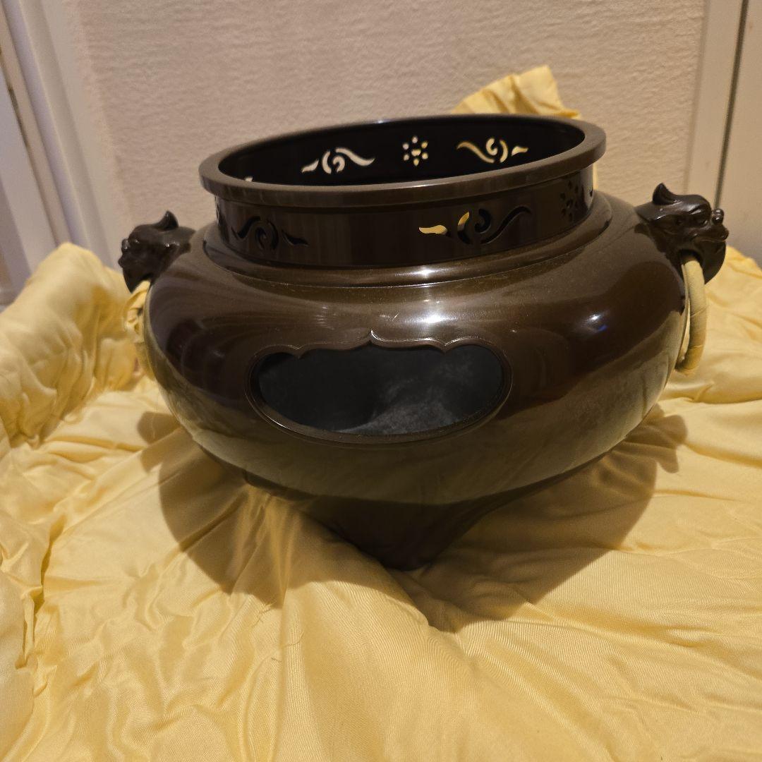 【新品・未使用】　釜師高橋敬典、風炉師秀峰作　唐銅鬼面風炉　平丸釜添　桐箱入