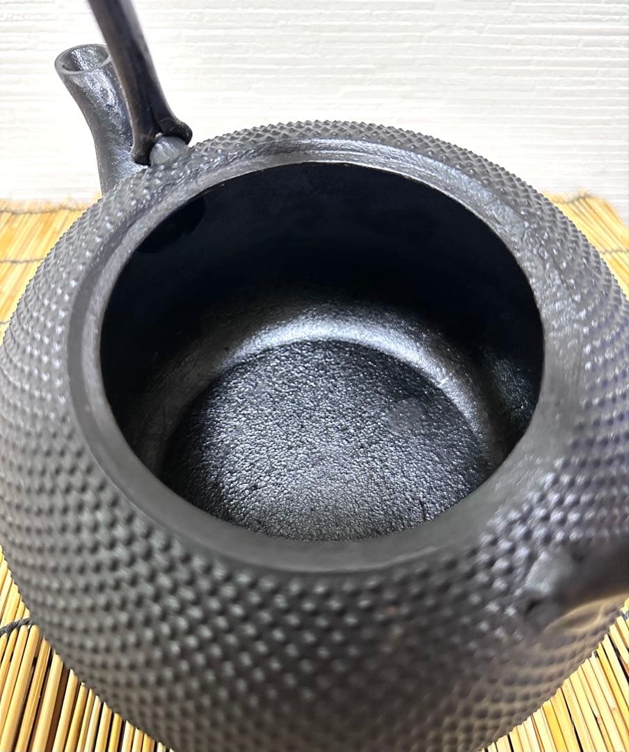 未使用品　南部成龍堂鋳造所　伝統工芸士 及川 光正(齋峰)１８型　南部鉄瓶