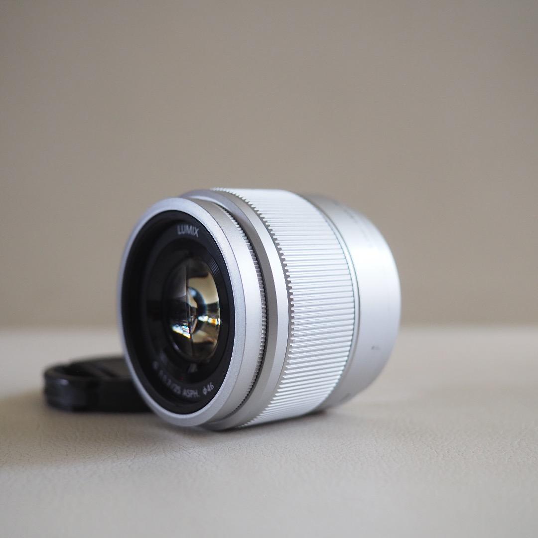 訳ありLUMIX G 25mm / F1.7 ASPH. H-H025シルバー