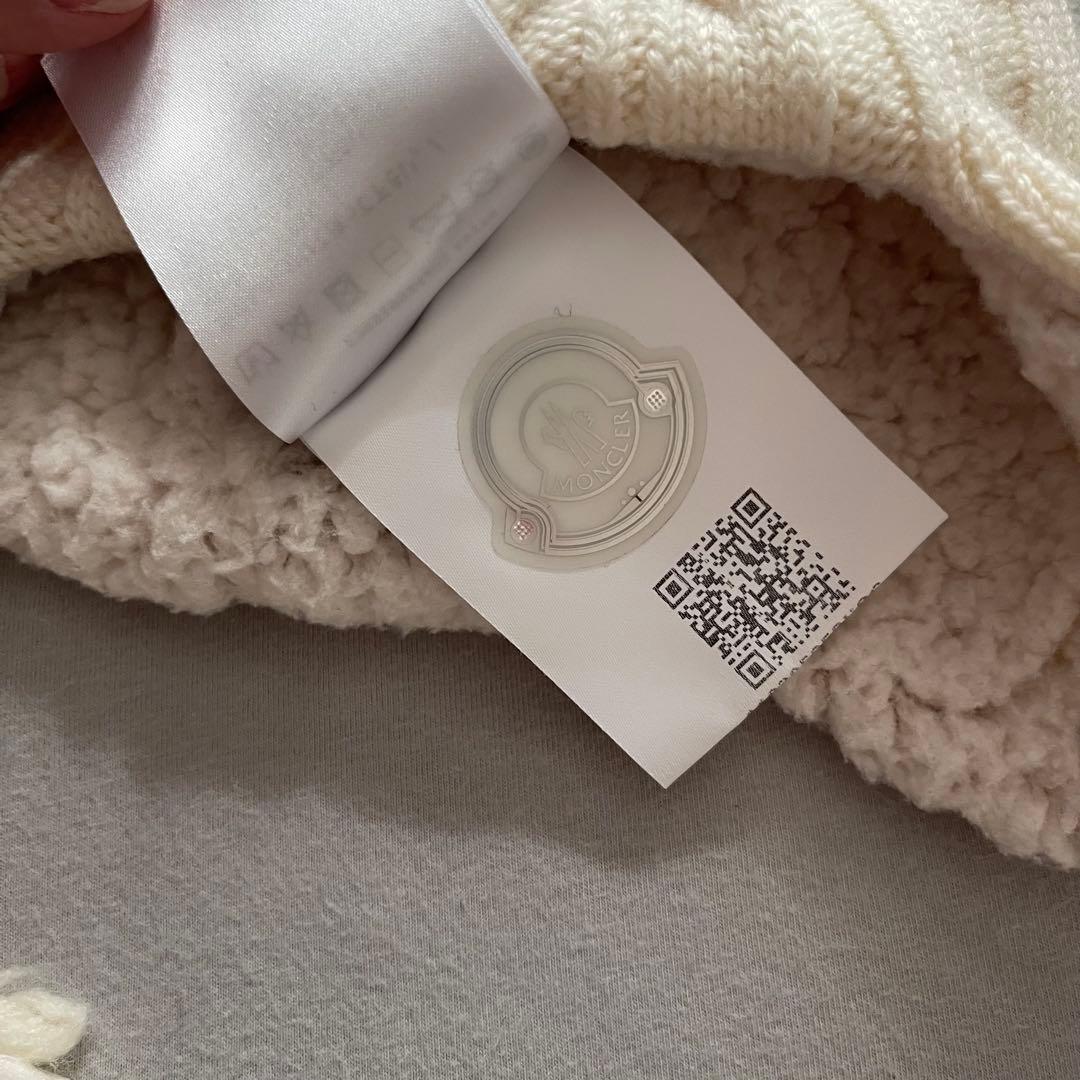 ベビー用　MONCLER ニット帽 ホワイト