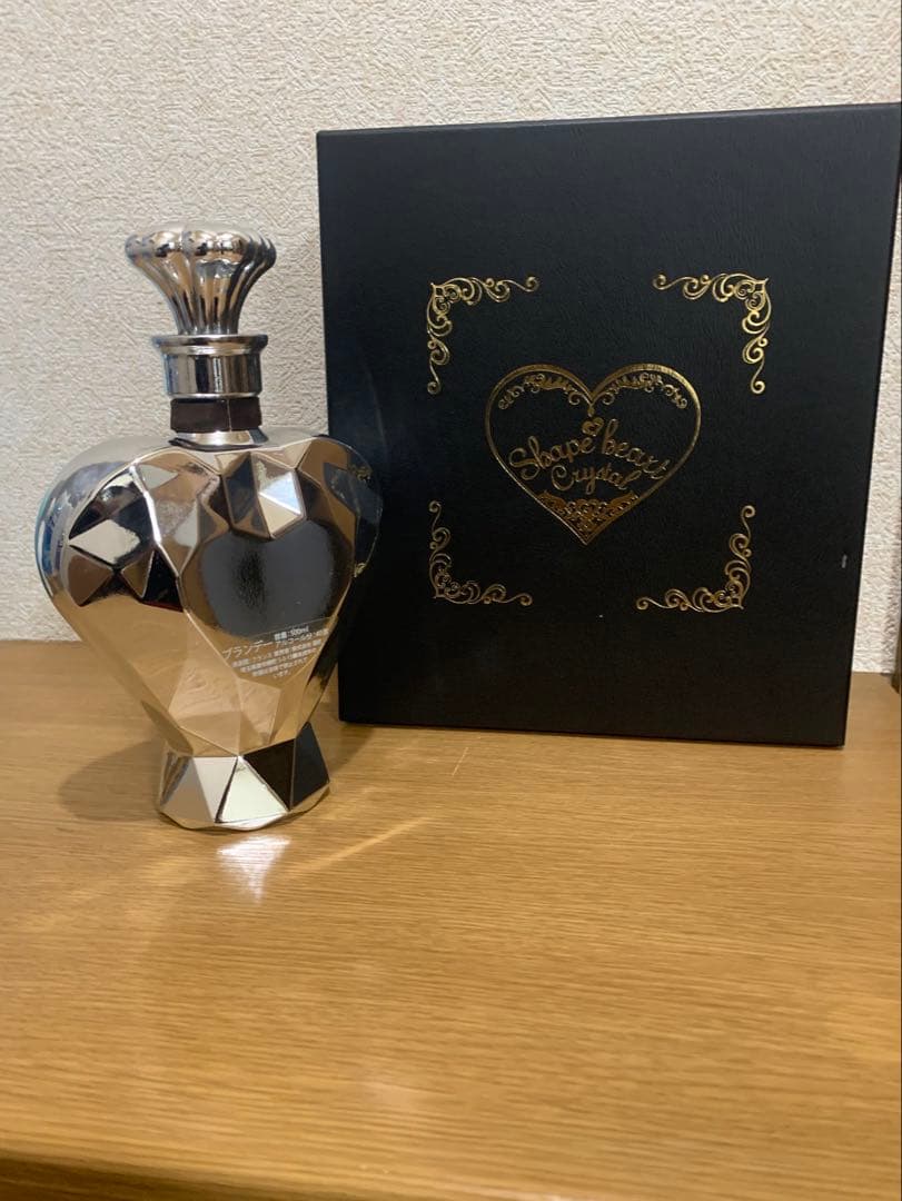 【希少】シェイプハート Crystal コニャック 空きボトル 500ml