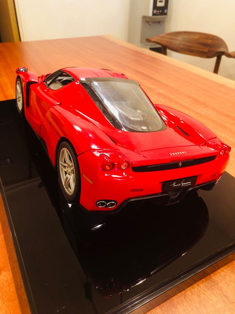 【大幅お値引き‼︎】フェラーリ Enzo Ferrari 1/10スケール