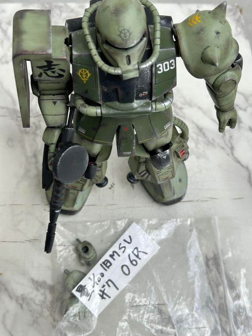 ガンプラ旧キットMSV 1/100 ザク06R筆塗装完成品