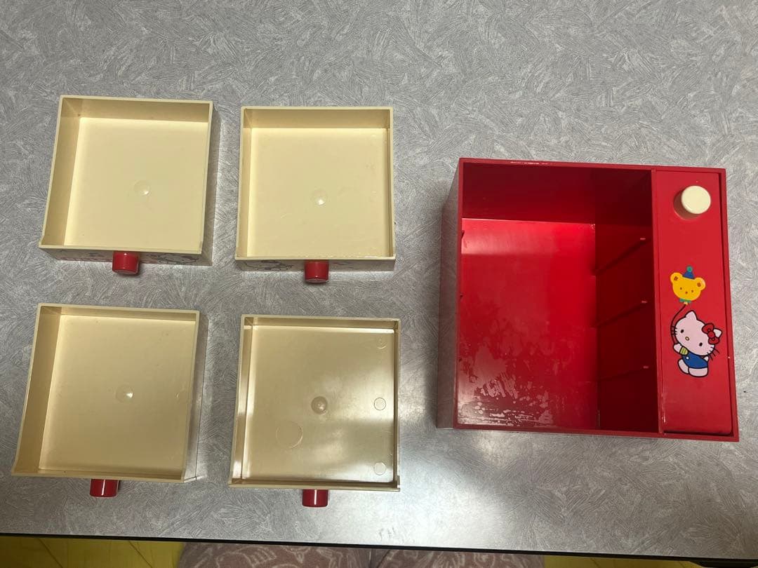 HELLO KITTY ハローキティ　 ミニチェスト レトロ