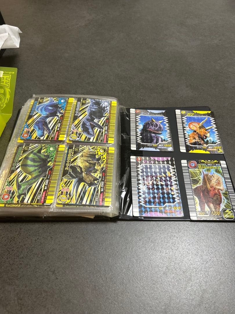 恐竜キングカード　まとめ売り　引退品　バラ売り可能！
