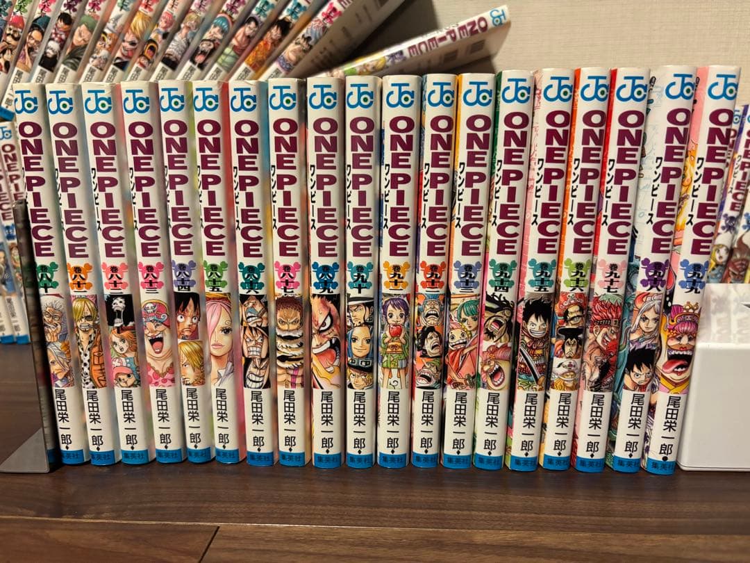 ONE PIECE ワンピース 1～113巻 ほぼ全巻セット