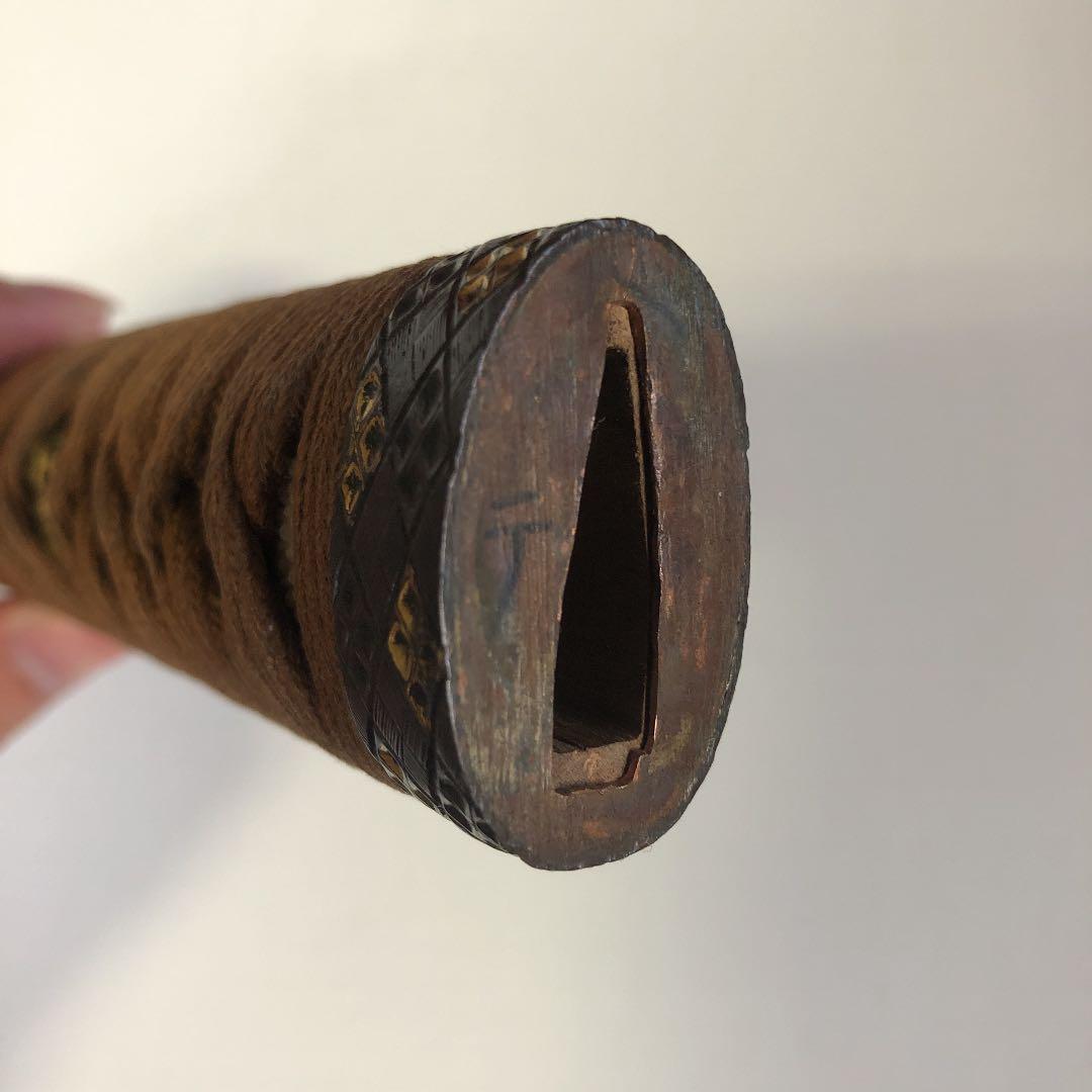 刀剣の柄　獅子目貫　23.6cm