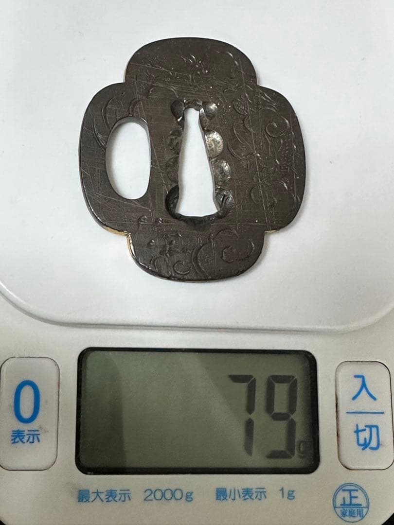 古美術　時代　雲龍文彫刀鍔　古刀剣装具　時代物 小鍔　9①