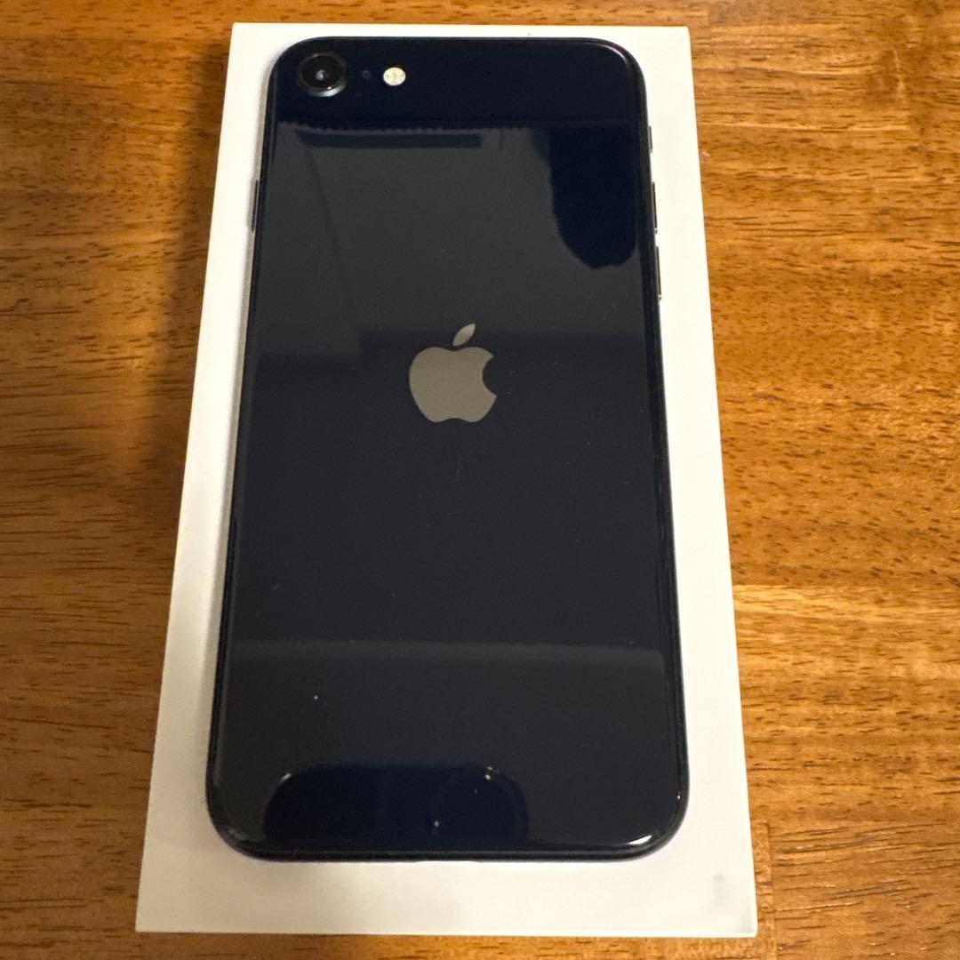 iPhone SE (第三世代) ミッドナイト 128GB 89%
