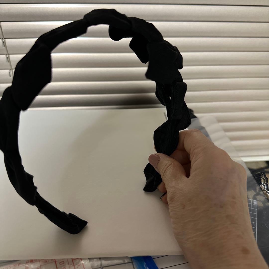 カシラ、ジェニファーオーレットグログランリボンカチューシャ