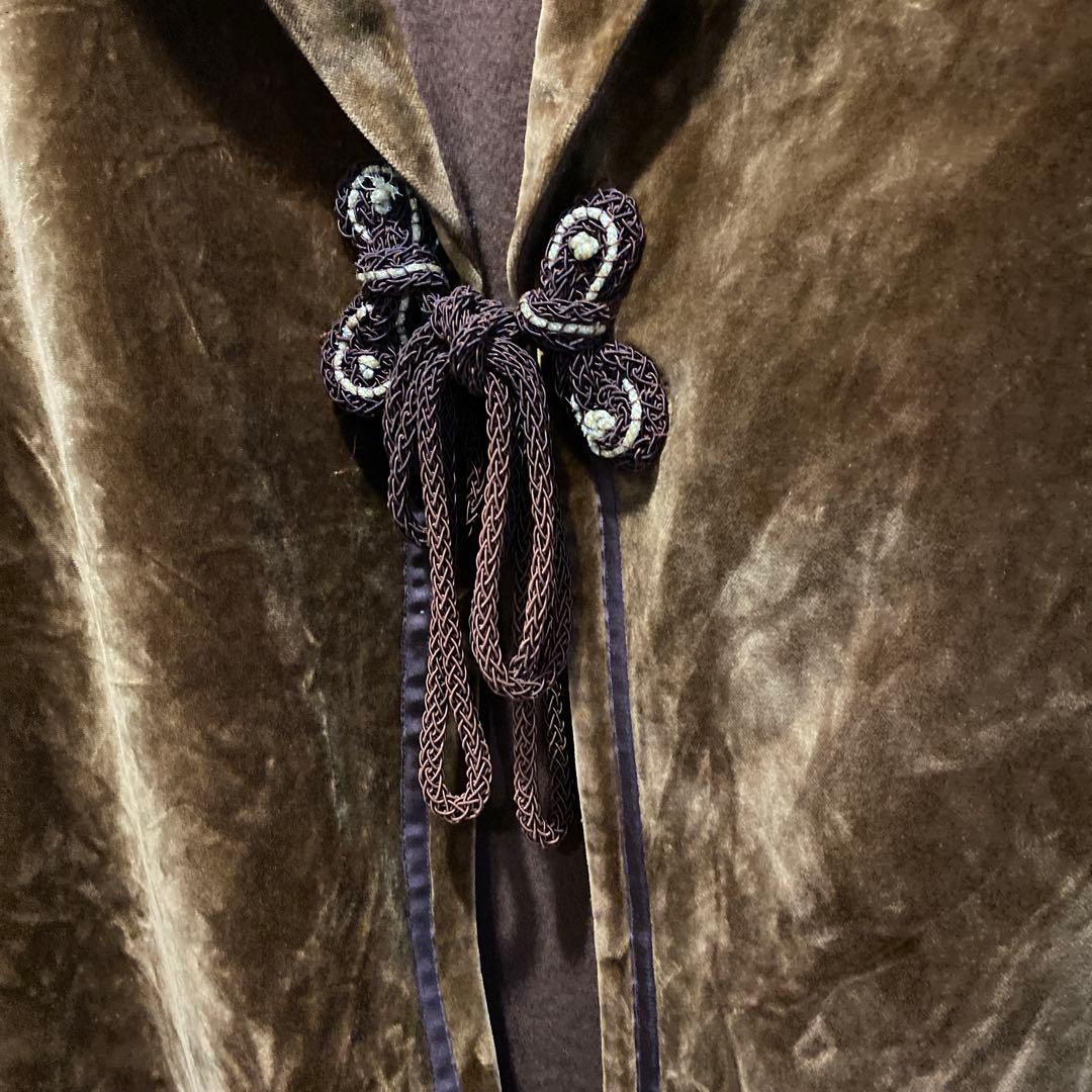 ＊*8様 ブラウンベルベットポンチョ刺繍付き　マント