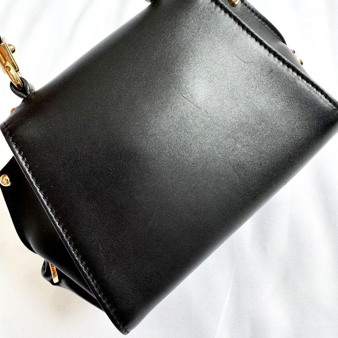 極美品【希少】フェラガモ スモールソフィア　ガンチーニ 2way バッグ