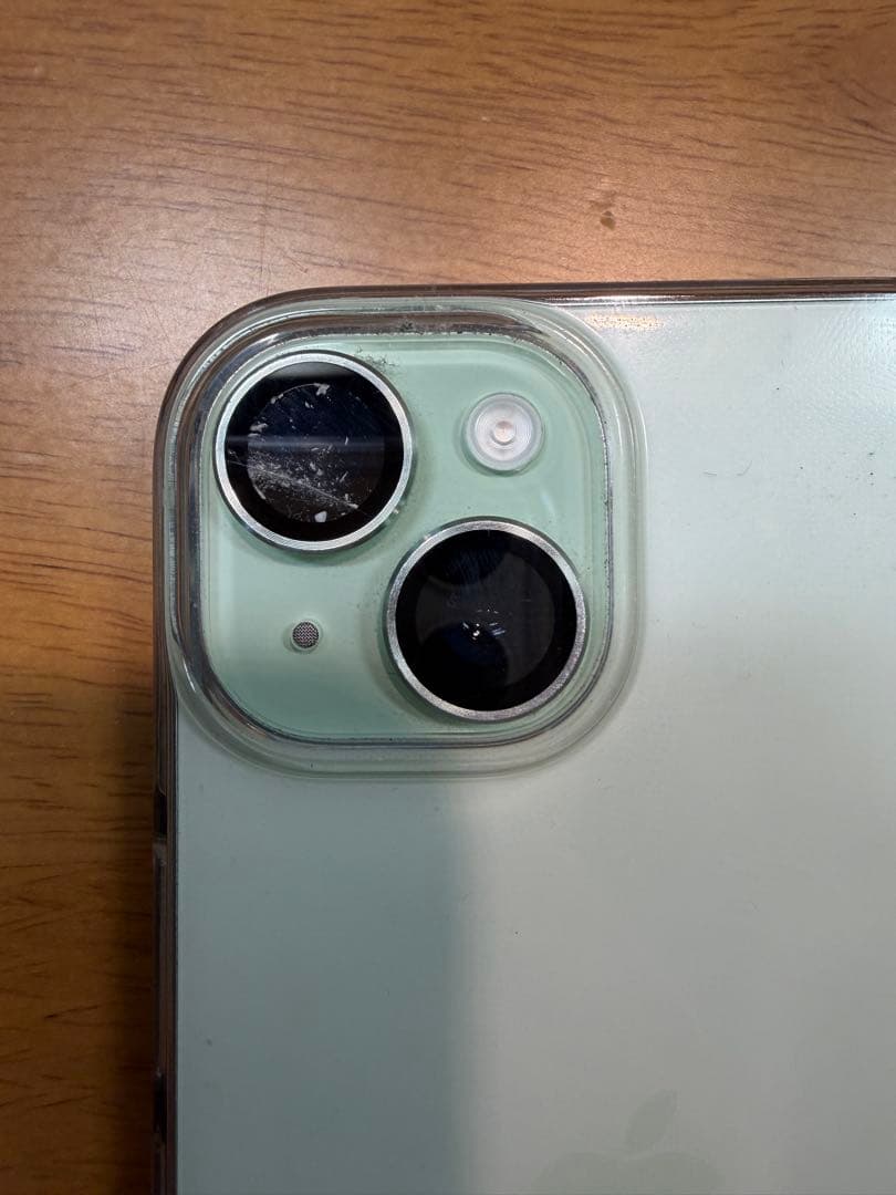 iPhone15 グリーン　256GB