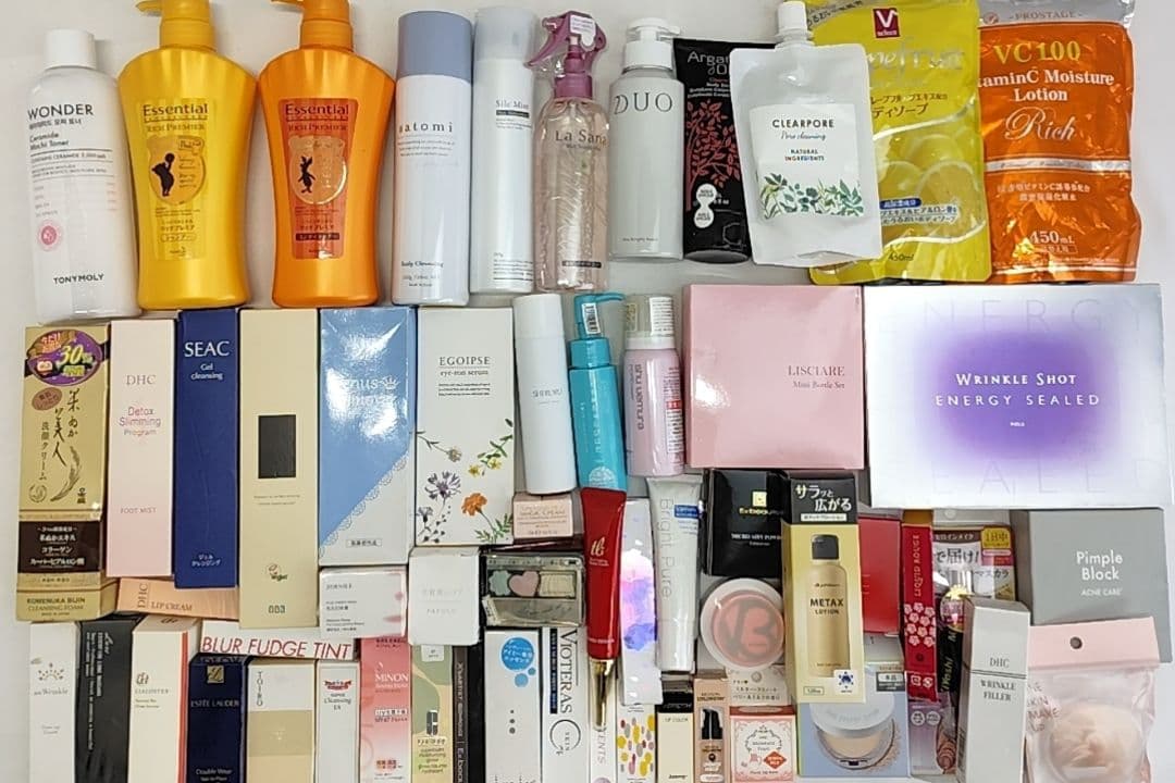 新品未使用　化粧品など大量まとめ売り（基礎化粧 スキンケアヘアケアコスメその他）