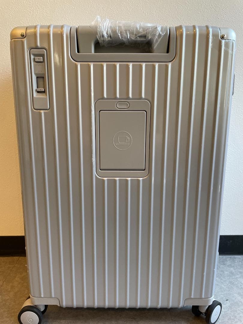 リベティ多機能キャリーケース【エナメルシルバーMサイズ】54