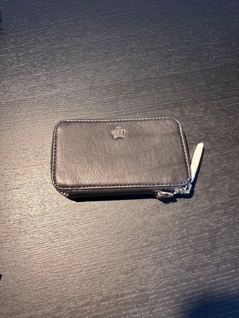 ブラックレザーキーケース