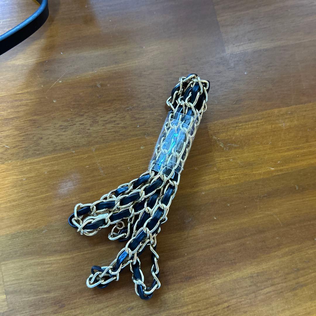 ハンドメイド　手刺繍ガマ口ポーチ