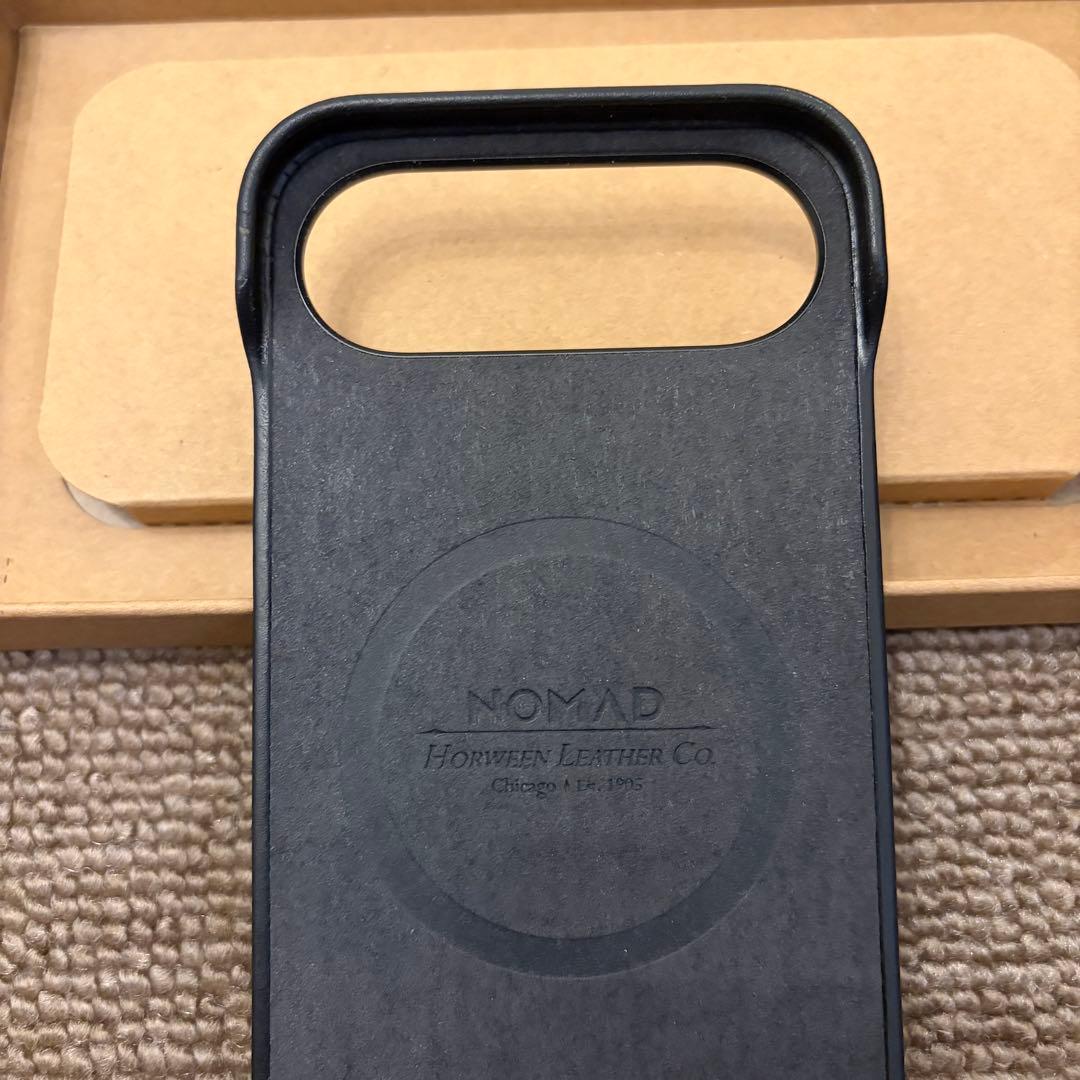 iPhoneアクセサリー NOMAD Traditional Leather iPhone Air