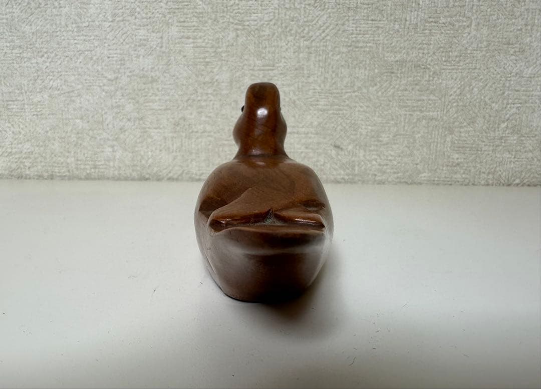 縁起物 天然木 子鴨 カルガモ 鳥 木彫り置物 カモ 鴨 小鴨 水鳥 バード