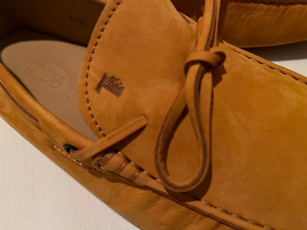 限定価格！トッズ　ドライビングシューズ　29.5cm