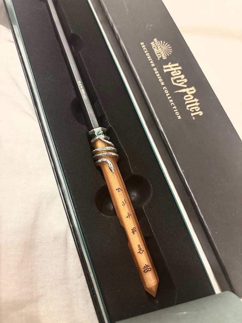 ハリーポッター スリザリンのロケット オリジナルデザイン 杖 キングスクロス駅