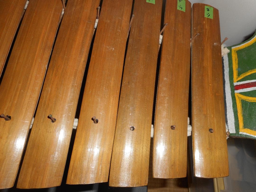 【希少美品・フィリピン民族楽器・手工品】パッタラー（竹琴）18音・専用バチ付き