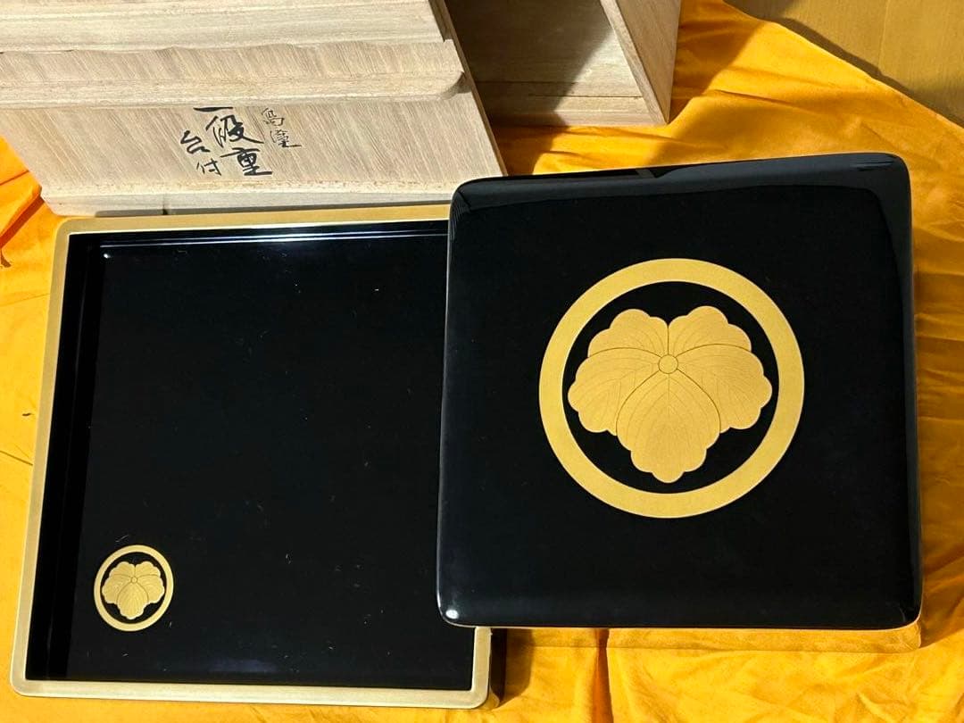 [輪島塗]家紋入二段重箱　重台付【未使用】