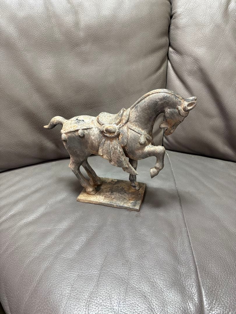馬　置物