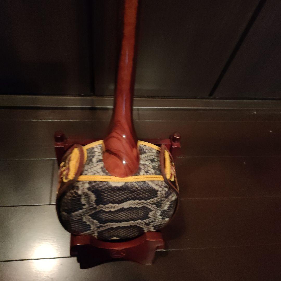 ☆三線本体、三線たて·チューナー·さんば·水牛ツメ☓2　おまけ…三線ケースセット