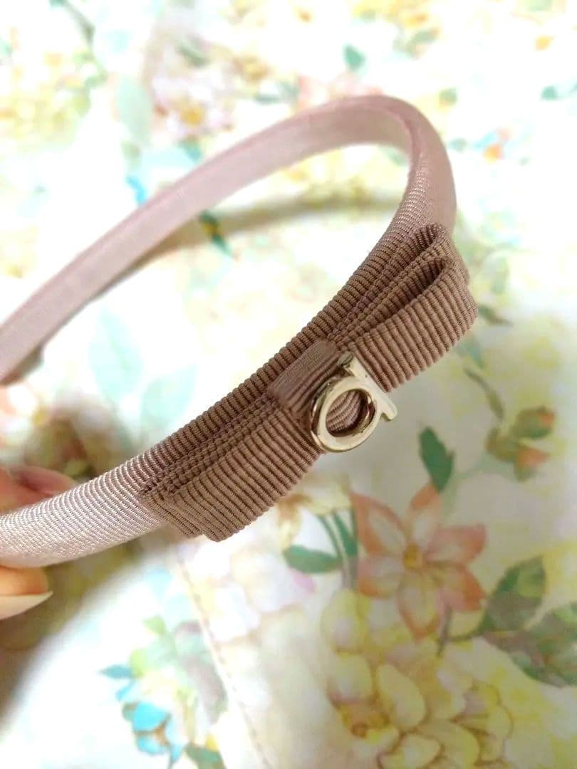 サルヴァトーレ フェラガモ 　ガンチーニ　リボンカチューシャ　ピンク