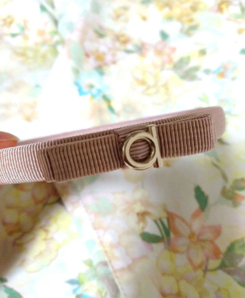 サルヴァトーレ フェラガモ 　ガンチーニ　リボンカチューシャ　ピンク