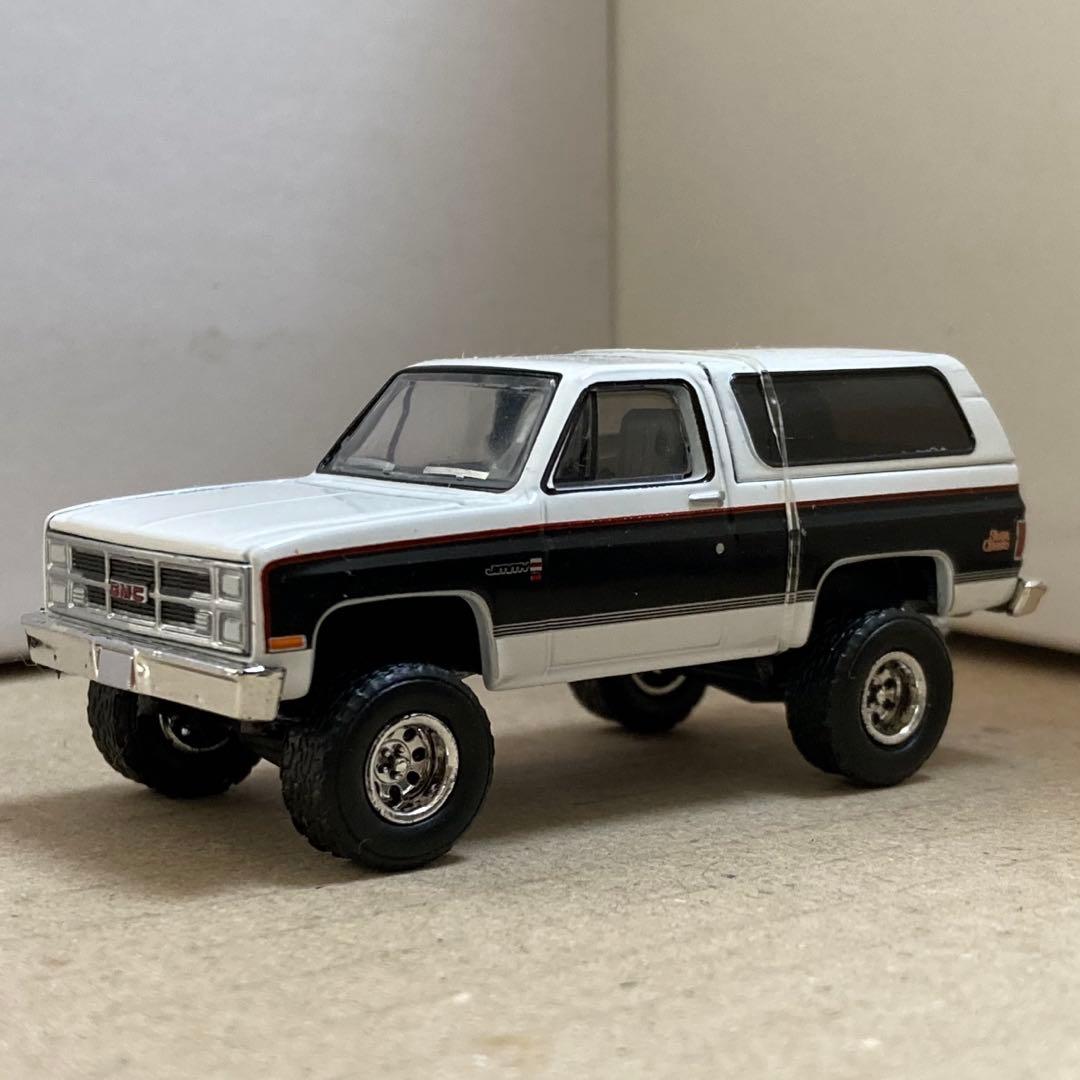 グリーンライト '87 GMC ジミー リフテッド 紺／白