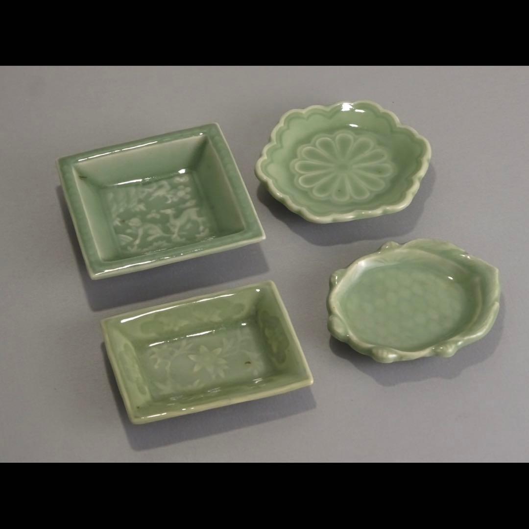 江戸時代　後期　三田青磁　小皿　4点　鹿に猿　菊　亀形　花文　豆皿　コレクション