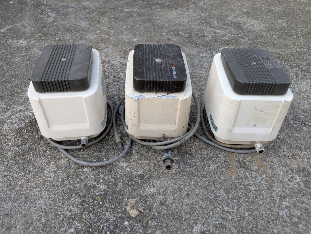 ジャンク品　LP-100H エアーポンプ 2台 80H 1台　浄化槽 ブロワー